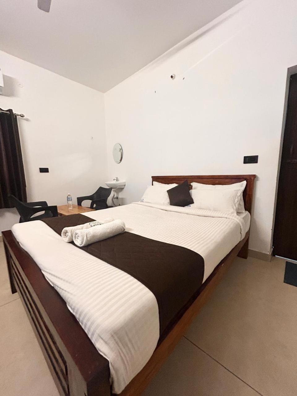 Hotel The Ocean Grand Puducherry Zewnętrze zdjęcie
